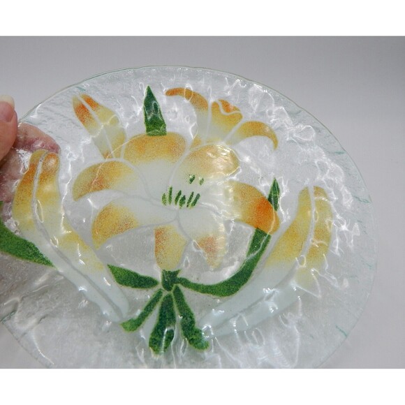 Sydenstricker Fused Glass Daffodil Salad Plate 8-3/4 Inch Yellow Green - Picture 7 of 7